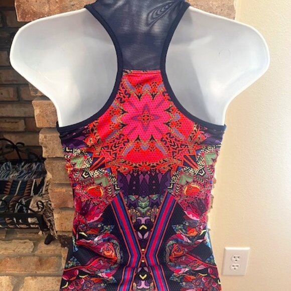 Yoga Gym Exercise Top - Picture 3 of 5